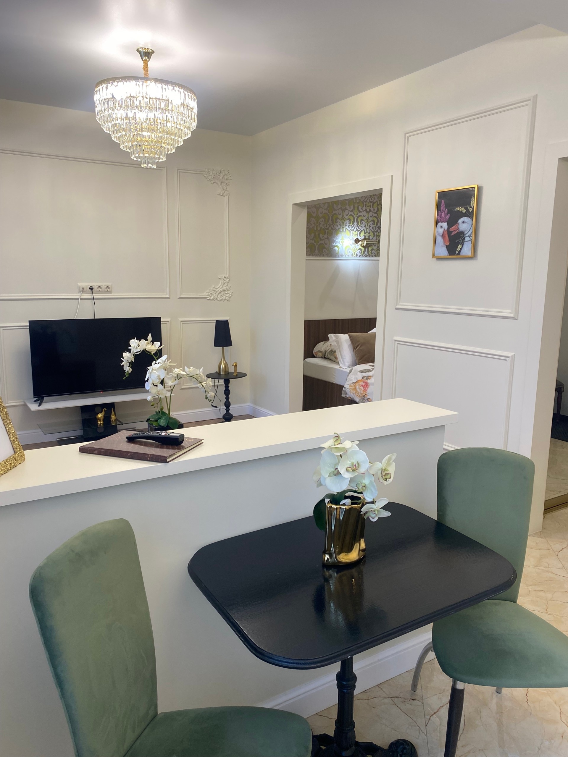 Студия, Независимости пр-т 48