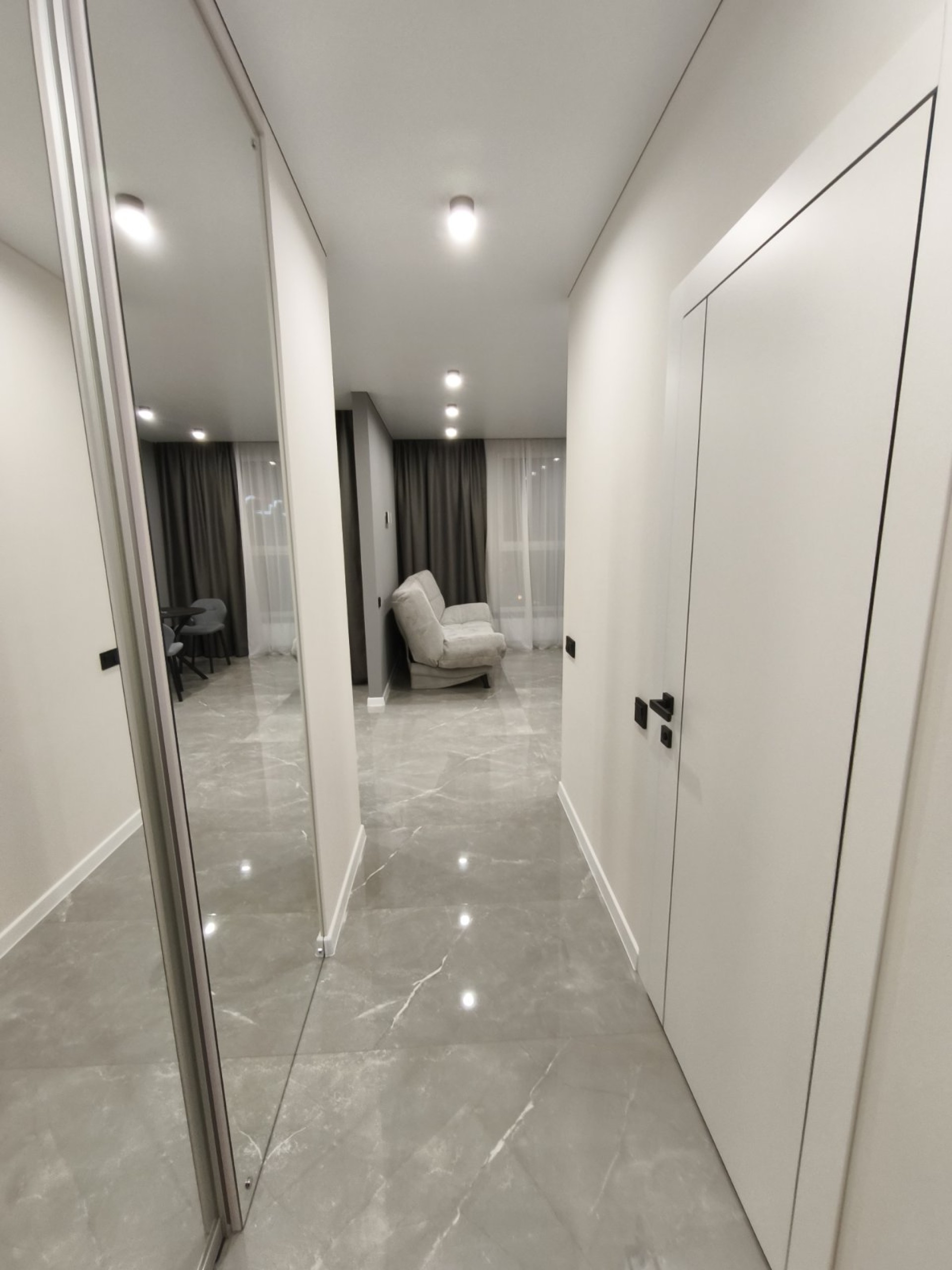 Студия, Жореса Алфёрова ул. З