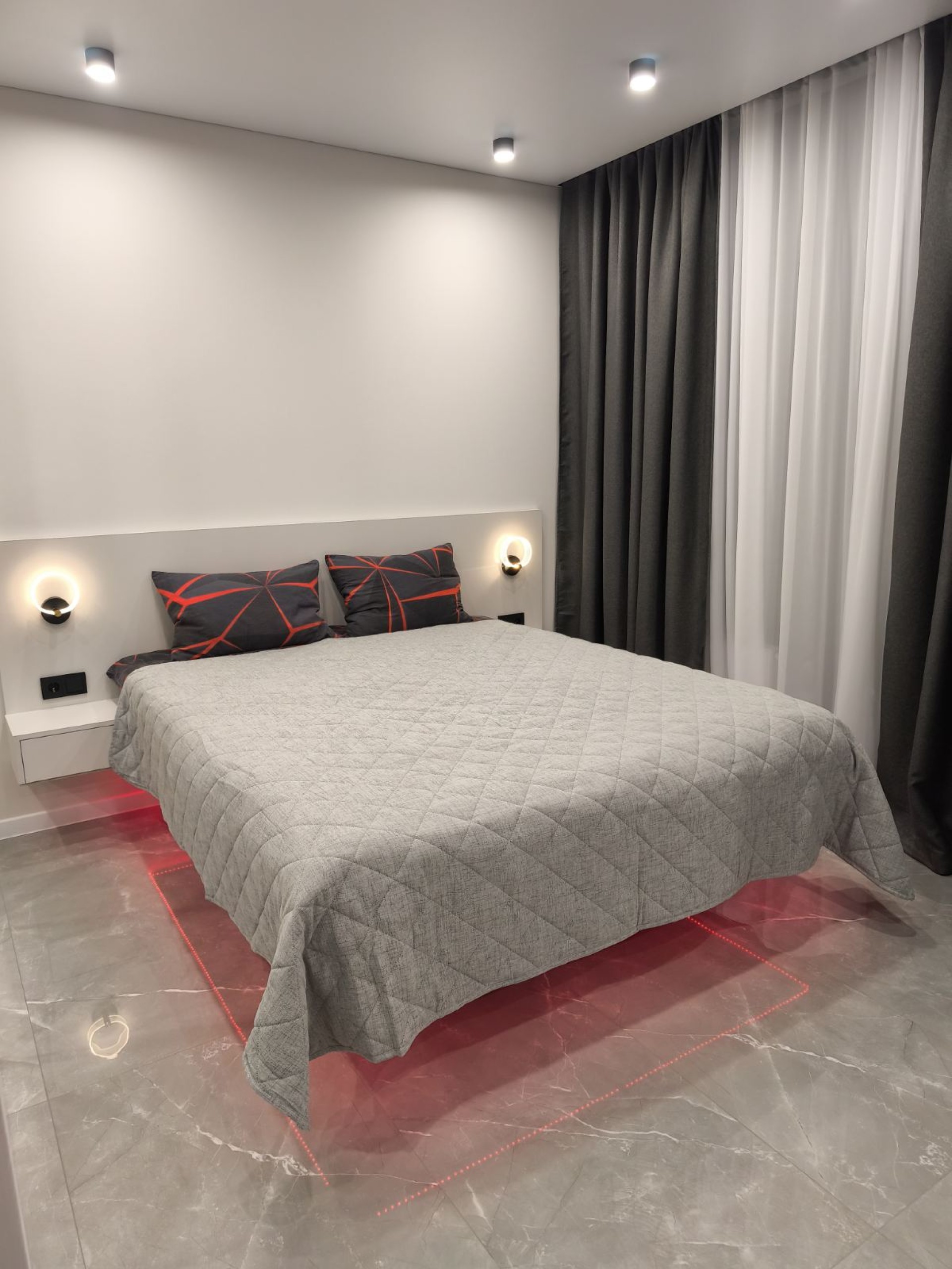 Студия, Жореса Алфёрова ул. З