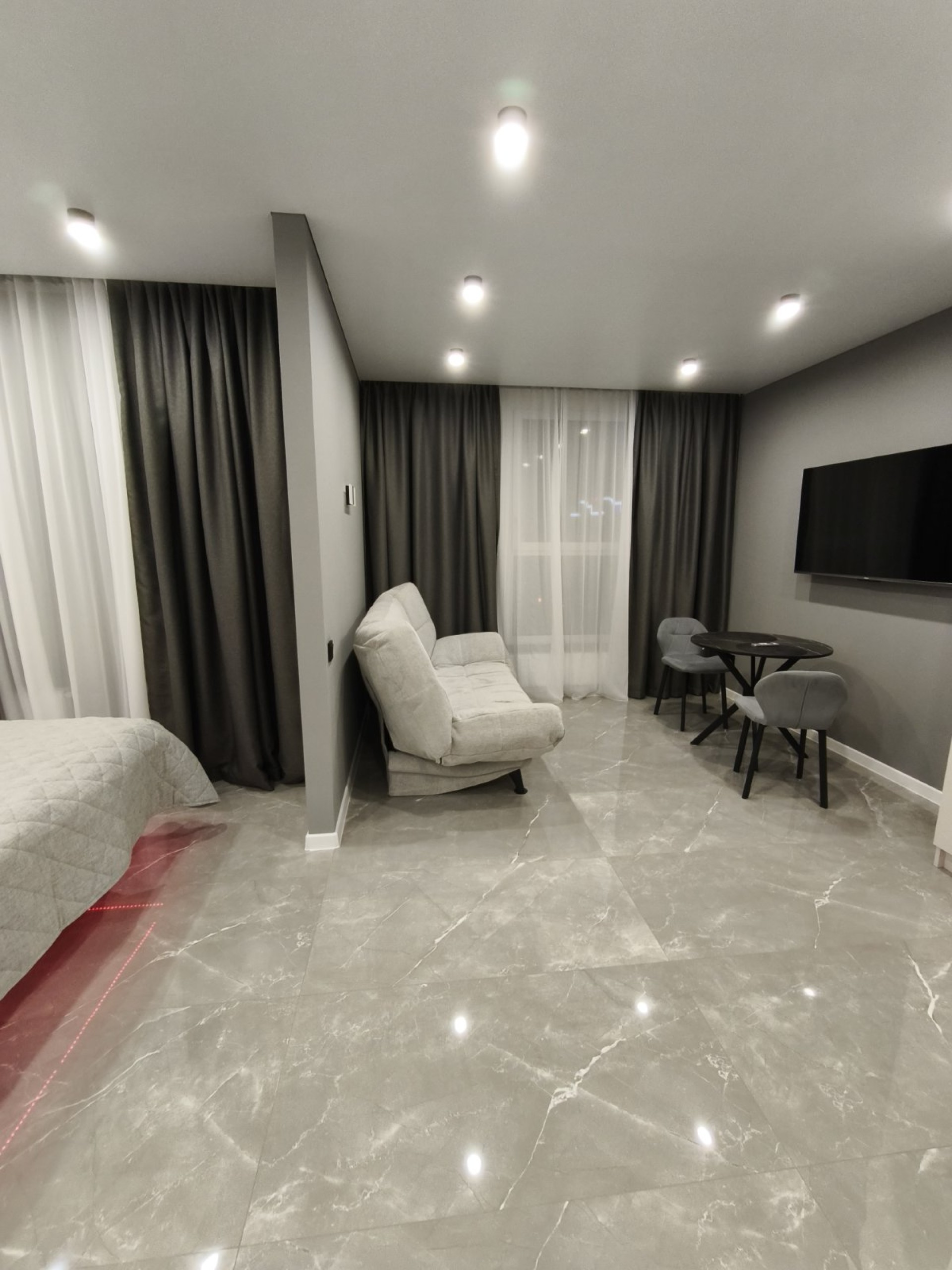 Студия, Жореса Алфёрова ул. З