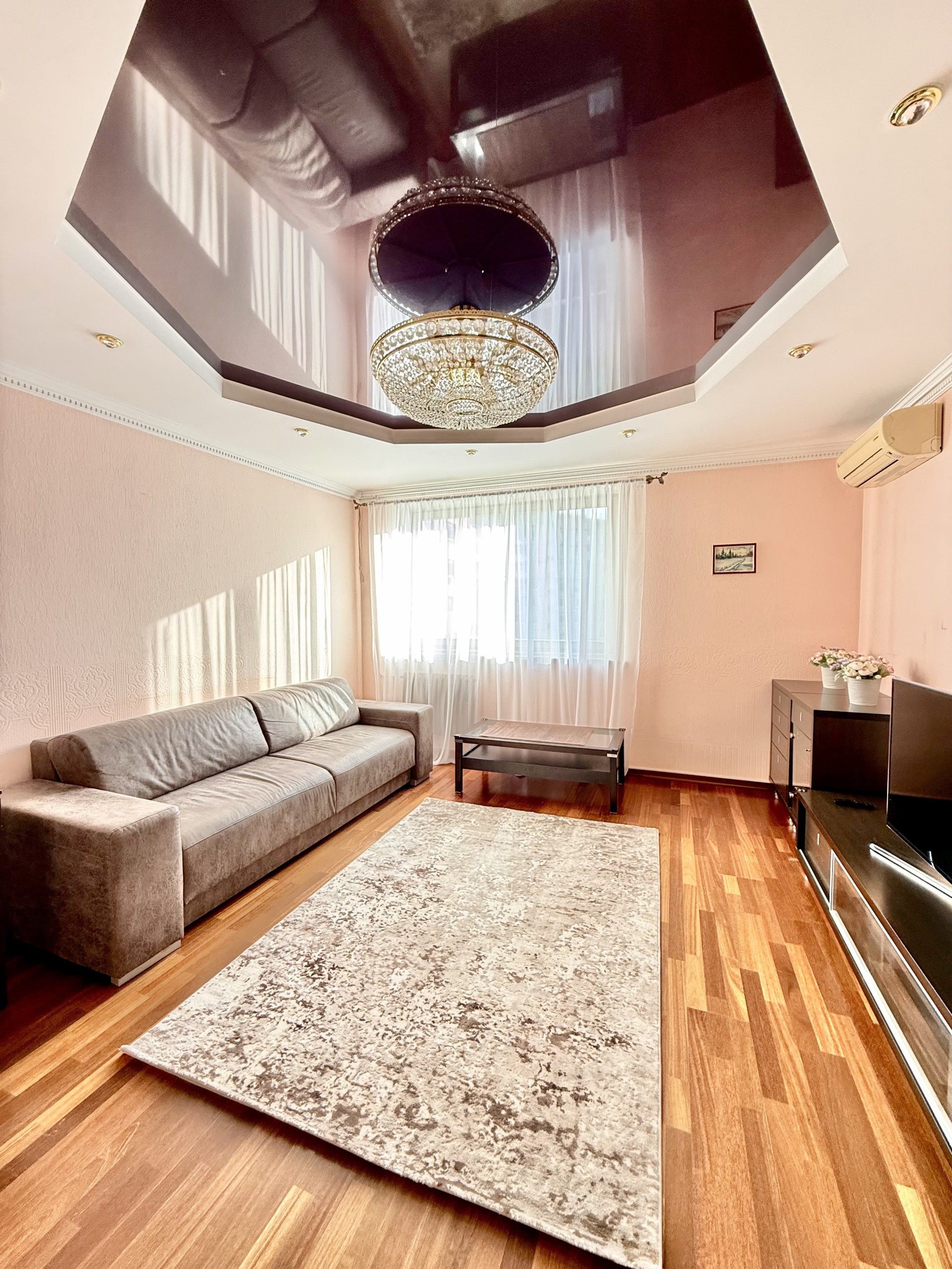 2-комнатная квартира, Независимости пр-т 168/1