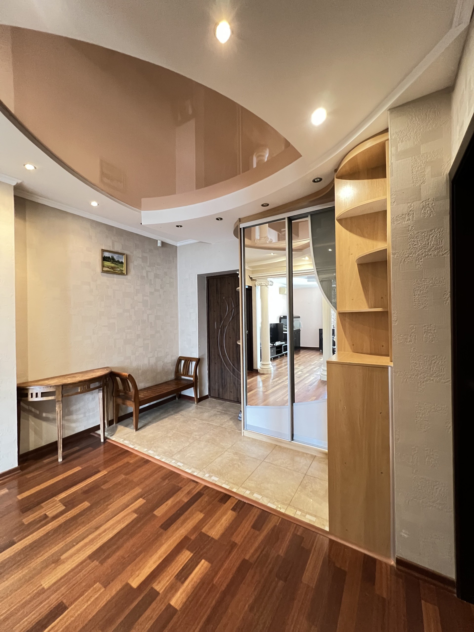 2-комнатная квартира, Независимости пр-т 168/1