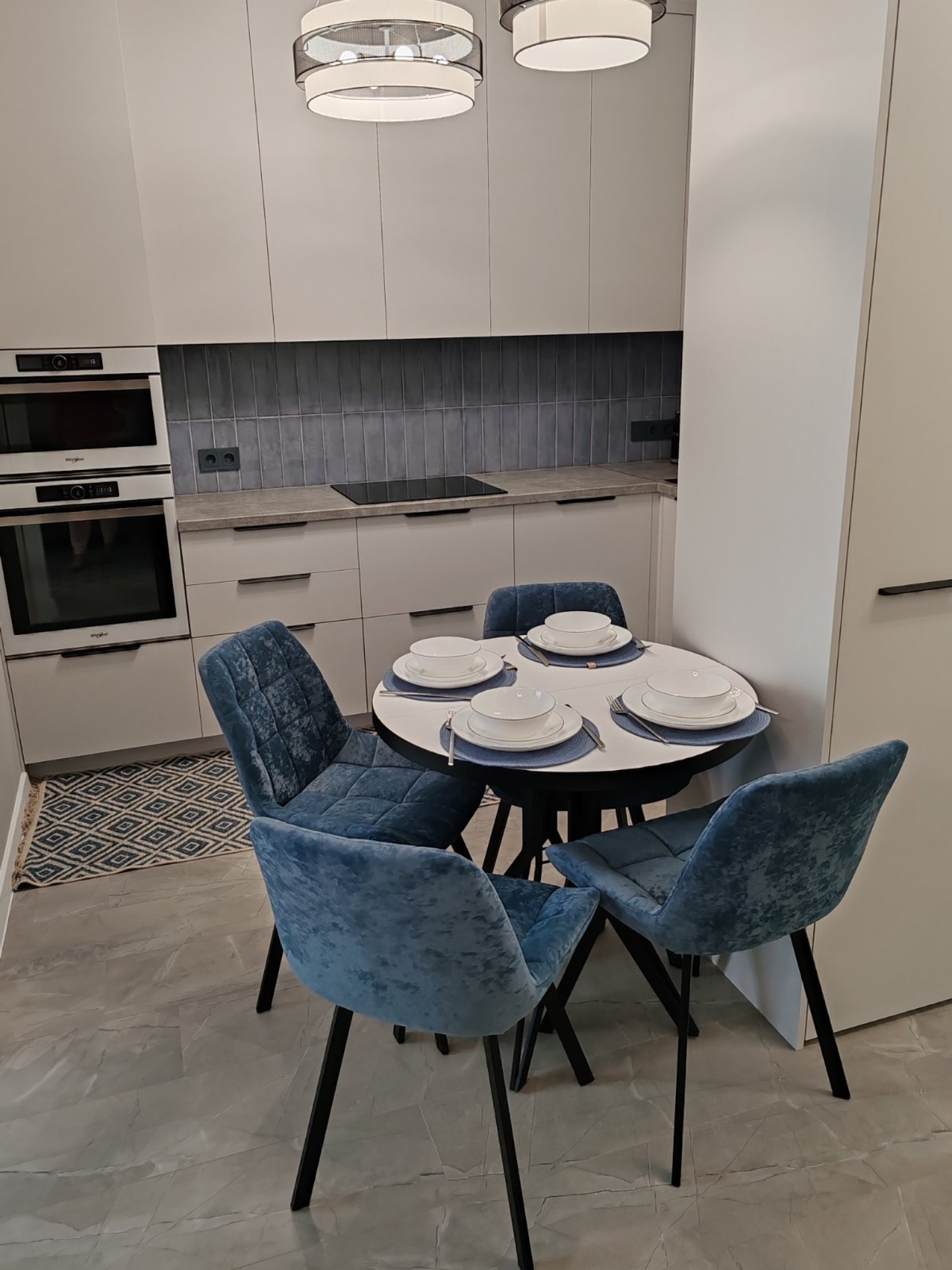 2-комнатная квартира, Игоря Лученка ул. 8