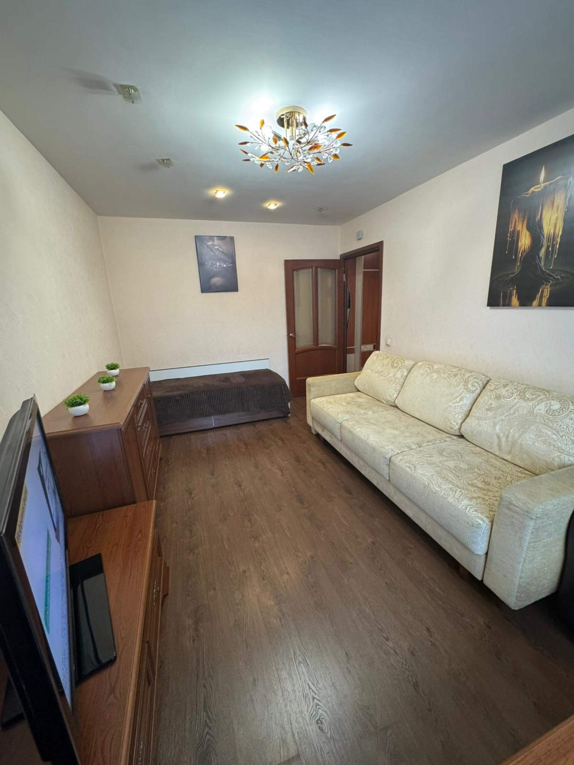 2-комнатная квартира, Воинов Интернационалистов ул. 18/1