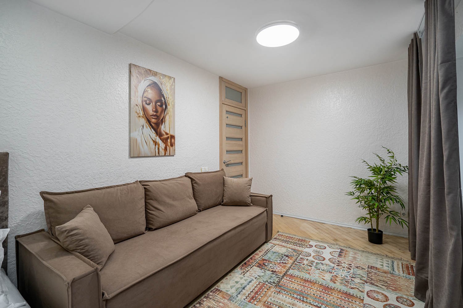 3-комнатная квартира, Мельникайте ул. 16