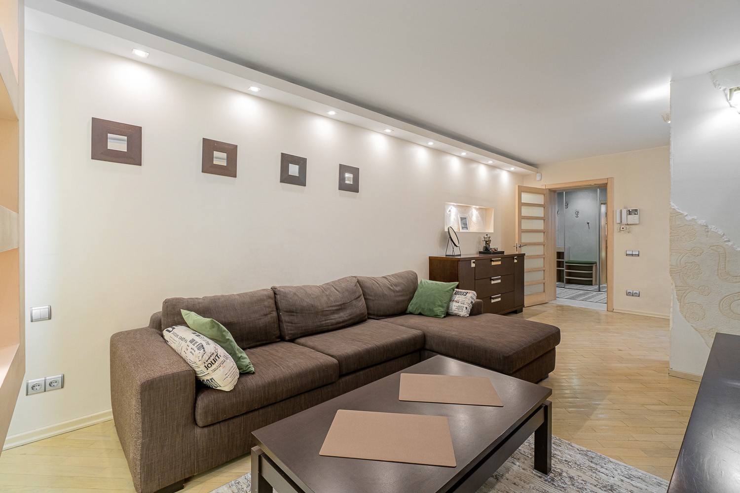 3-комнатная квартира, Мельникайте ул. 16