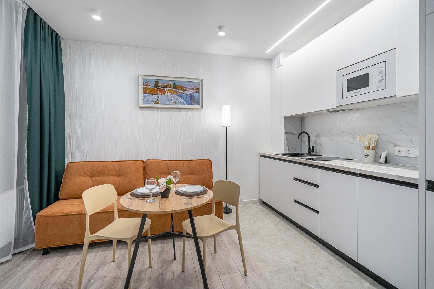 Студия, Савицкого ул. 37