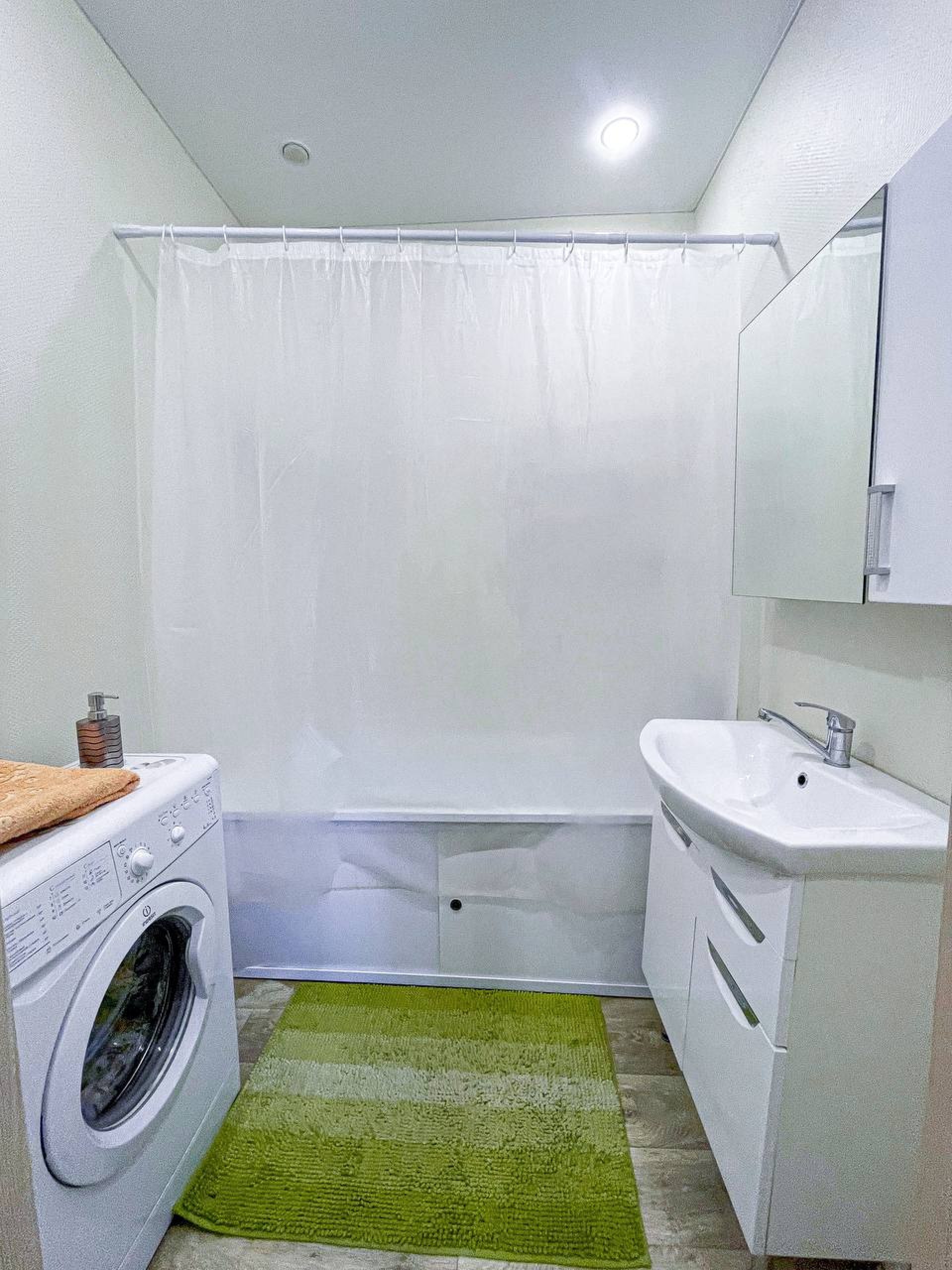 2-комнатная квартира, Одесская ул. 8