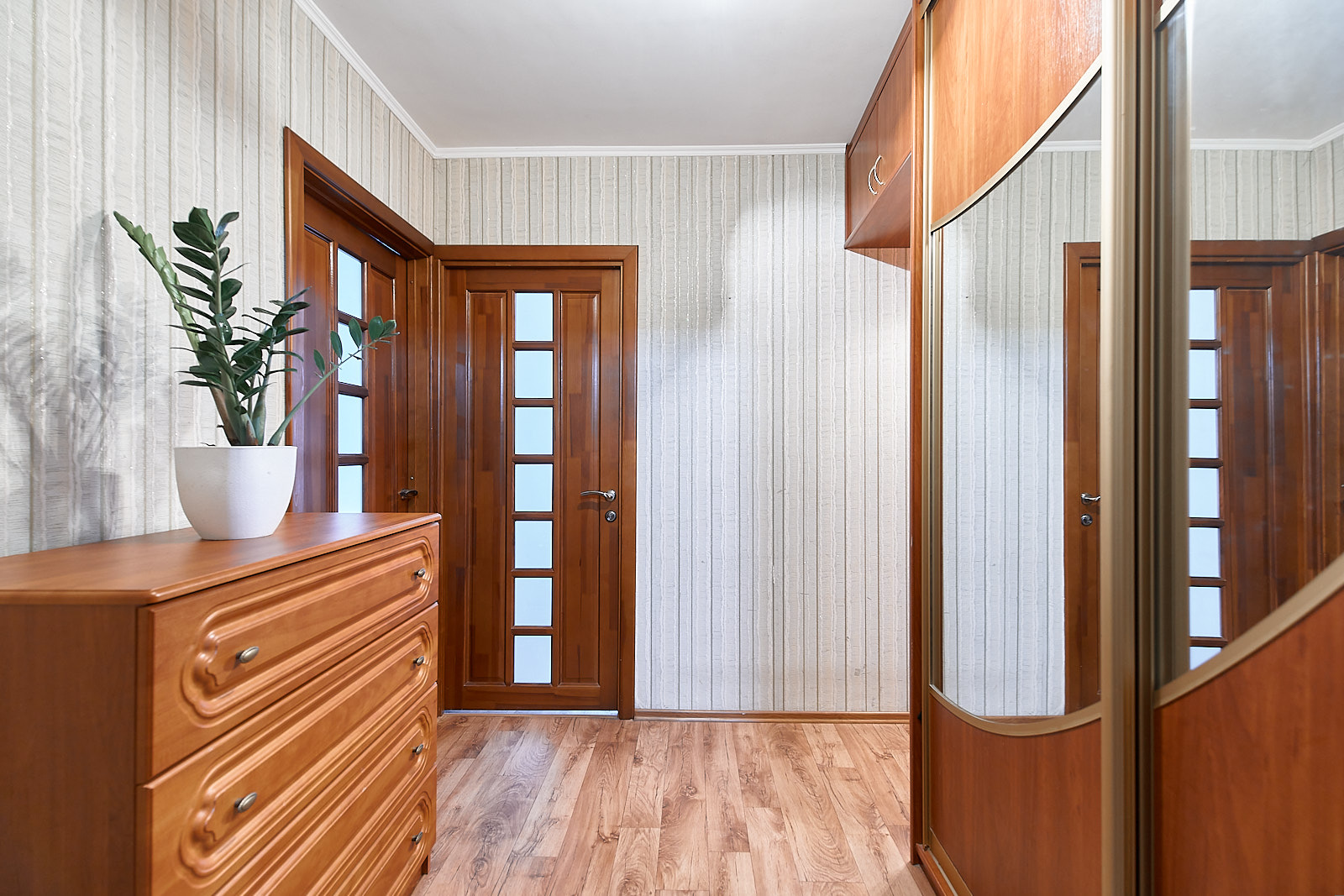 2-комнатная квартира, Никифорова ул. 17