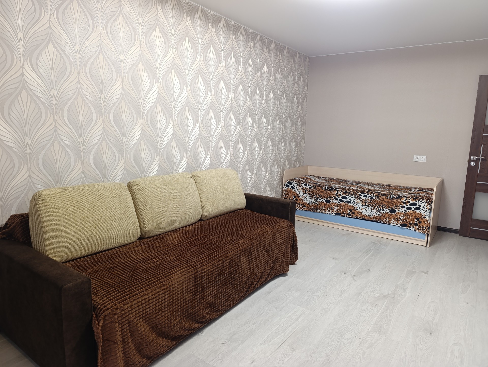 3-комнатная квартира, Корженевского ул. 31