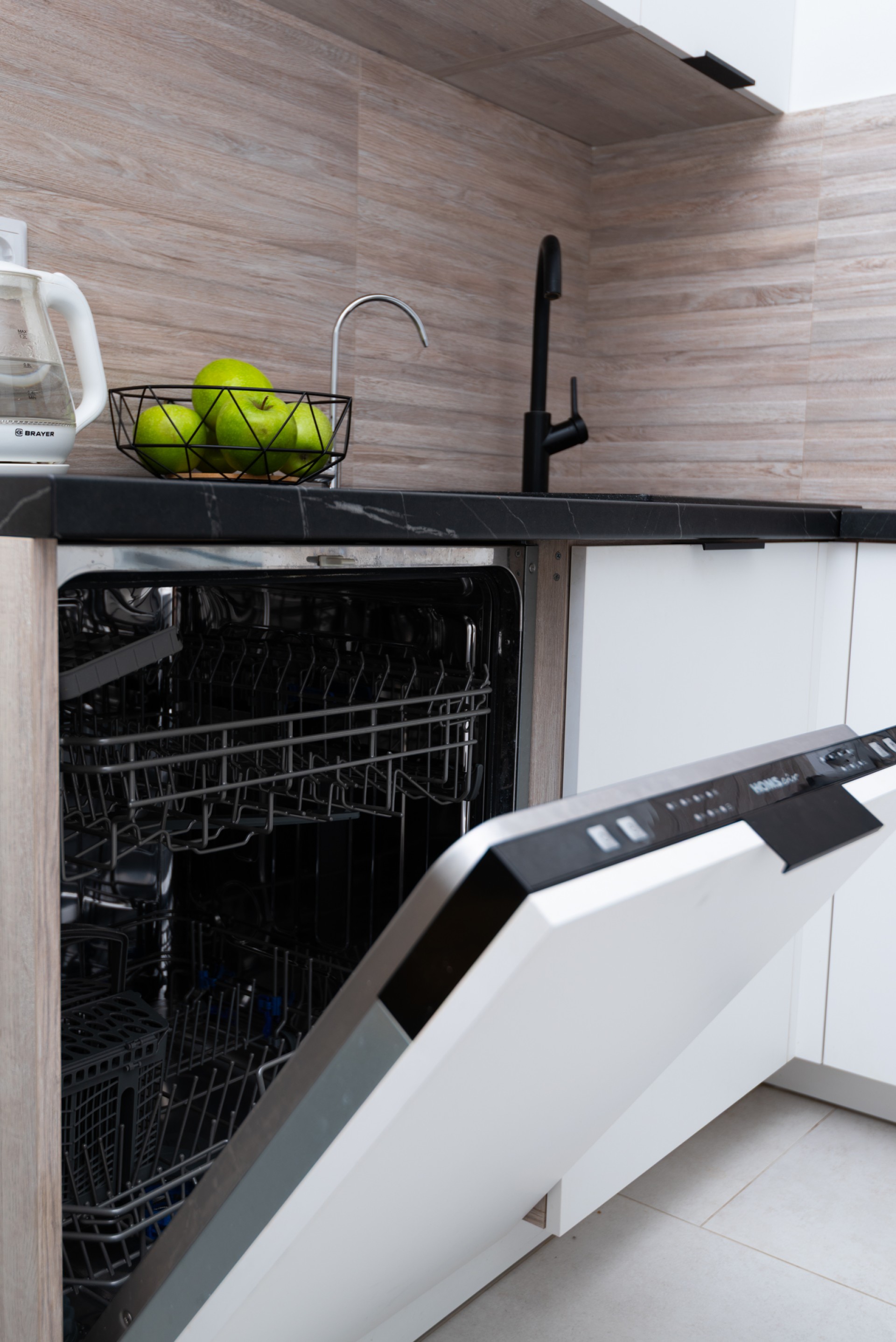 2-комнатная квартира, Николы Теслы ул. 10