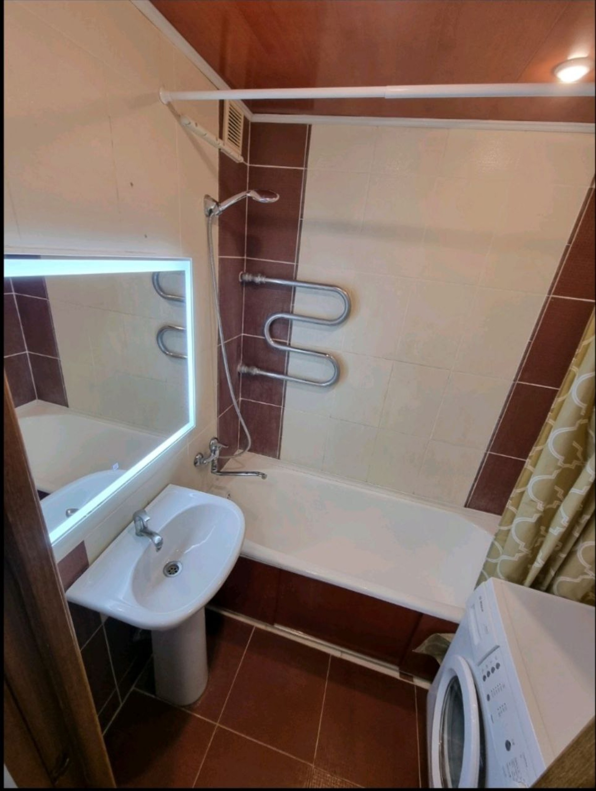 4-комнатная квартира, Плеханова ул. 53