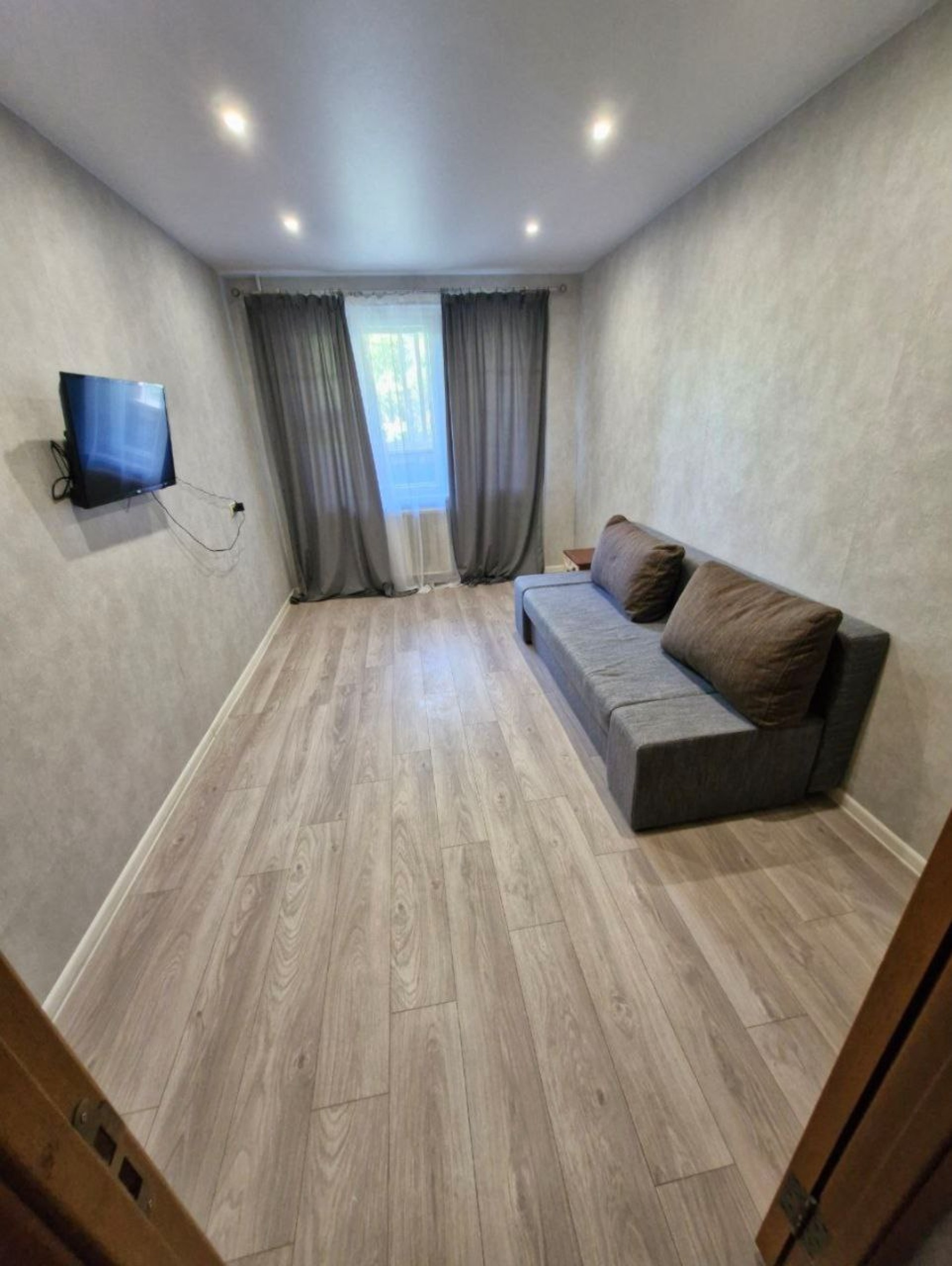 4-комнатная квартира, Плеханова ул. 53