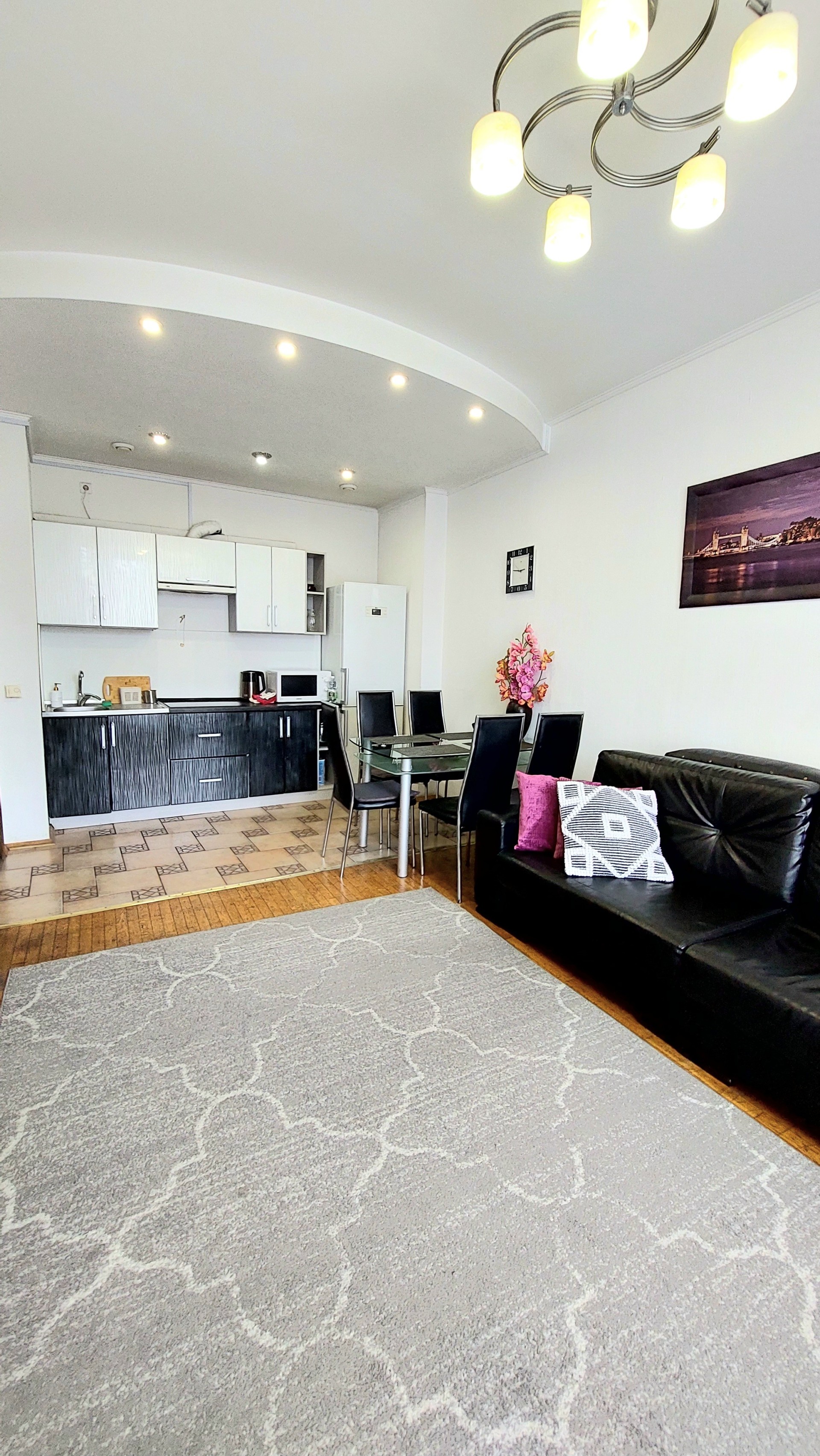 3-комнатная квартира, Свердлова ул. 22