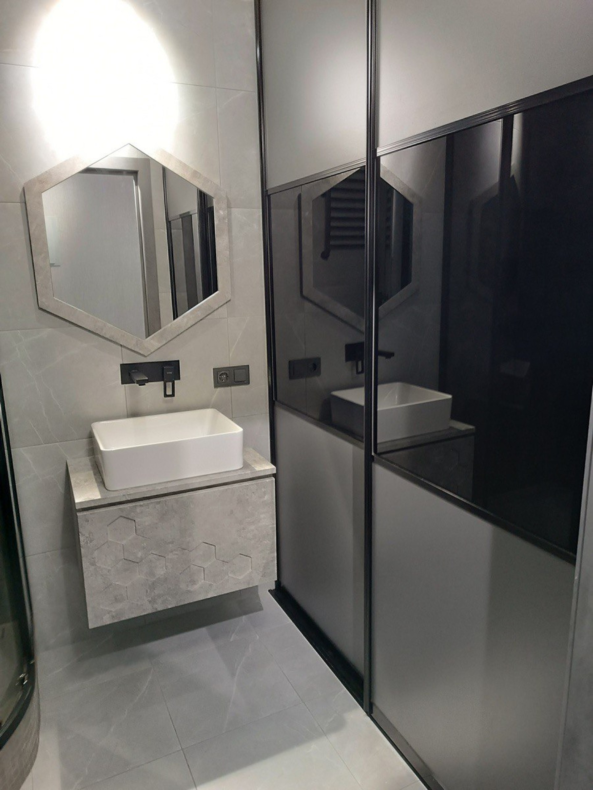 Студия, Кижеватова ул. 3В